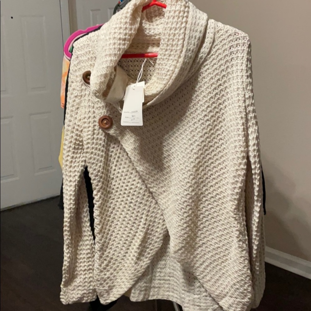NWT Beige Sweater